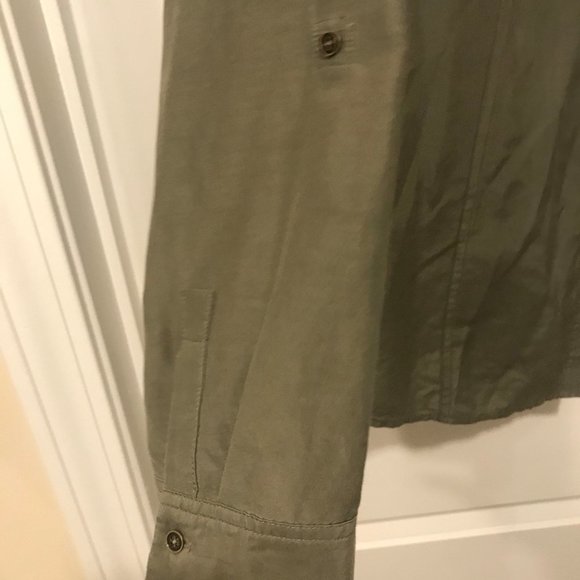 Chico's olive green button down blouse size 2 - Picture 3 of 4